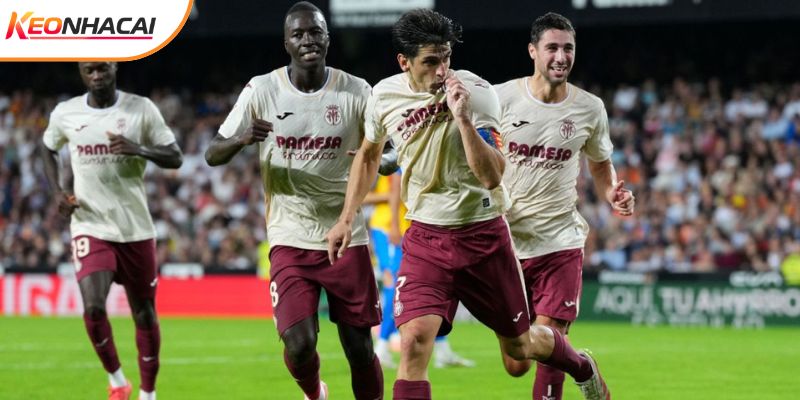 Villarreal vs Valencia tìm kiếm 3 điểm