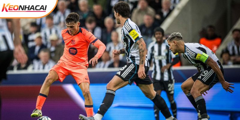 Lần gặp nhau trước đó giữa Newcastle vs Barcelona khá cân bằng