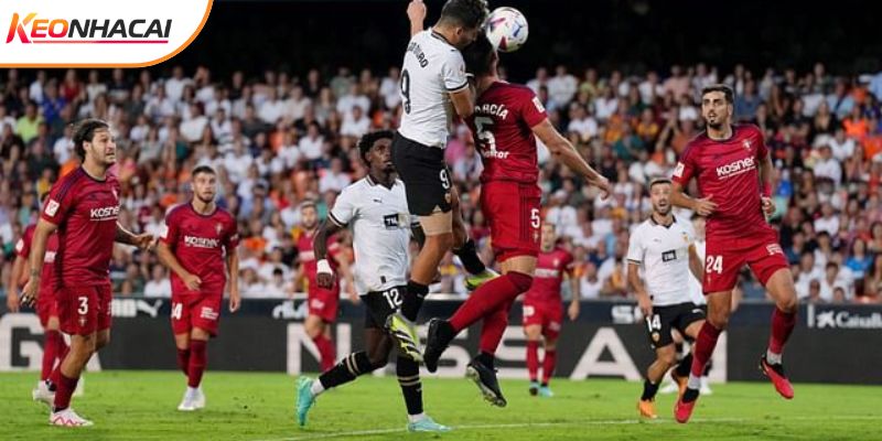 Valencia đang có chút lợi thế sân nhà